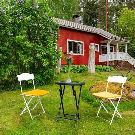 Scandinavian Summer In Lomamökit *